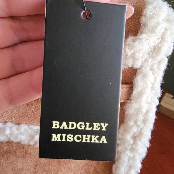 NWT Badgley Mischka Fur Border Satchel Tan Vegan Leather - Picture 12 of 15